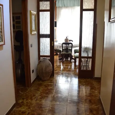 La Casa Di Vittorio * Naples